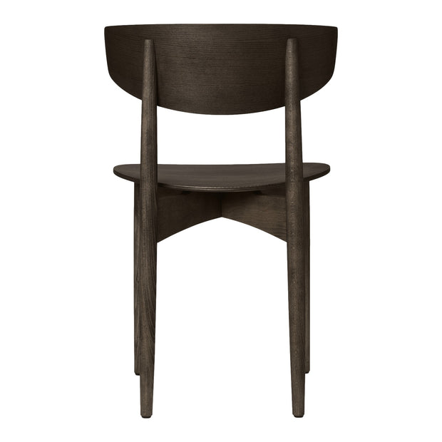 ferm LIVING Jídelní židle Herman Wood, Dark Beech - DESIGNSPOT