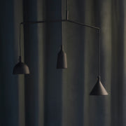 Audo Copenhagen Závěsná lampa Cast, Shape 2, Black - DESIGNSPOT