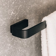 Audo Copenhagen Nástěnný držák na ručník, Black - DESIGNSPOT
