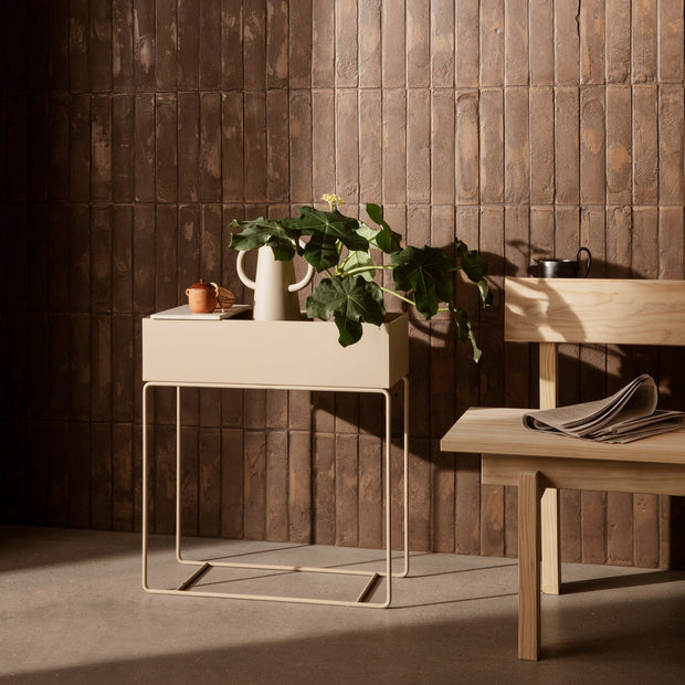 Ferm Living Truhlík Plant Box, Tea Green - DESIGNSPOT