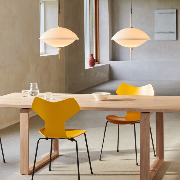 Fritz Hansen Závěsná lampa Clam Ø44 - DESIGNSPOT