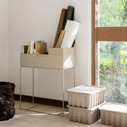 Ferm Living Truhlík Plant Box, Tea Green - DESIGNSPOT