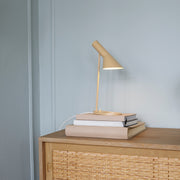 Louis Poulsen Stolní lampa AJ Mini, Black - DESIGNSPOT