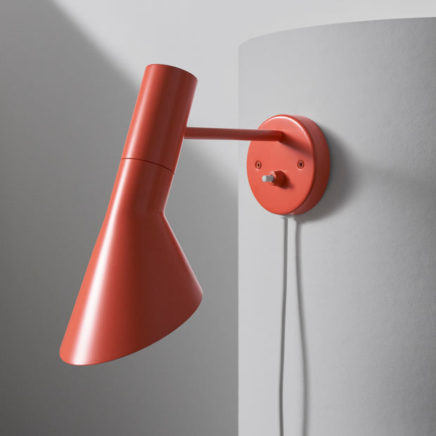 Louis Poulsen Nástěnná lampa AJ, Black - DESIGNSPOT