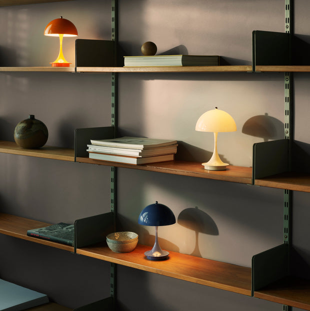 Louis Poulsen Přenosná lampa Panthella 160, Opal white - DESIGNSPOT