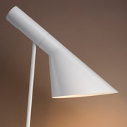 Louis Poulsen Stolní lampa AJ Mini, Warm grey - DESIGNSPOT