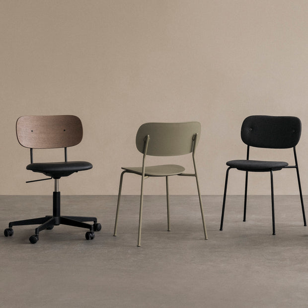 Audo Copenhagen Židle Co Chair Outdoor s područkami, Olive - DESIGNSPOT