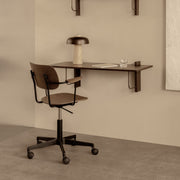 Audo Copenhagen Kancelářská židle Co Task Chair s područkami, Black / Black Oak - DESIGNSPOT