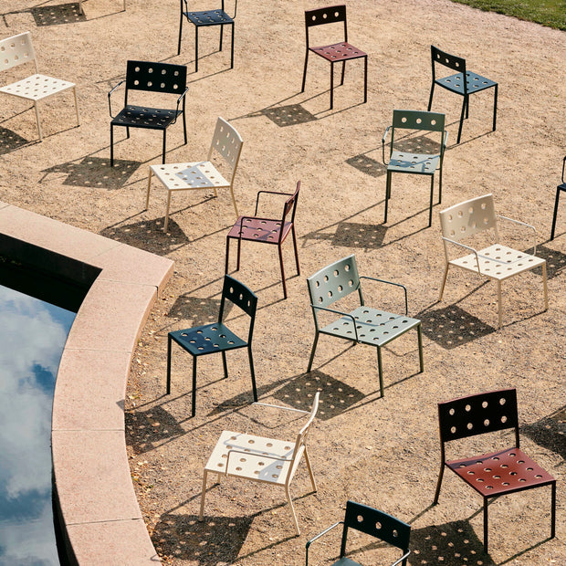 Hay Zahradní židle Balcony Chair, Anthracite - DESIGNSPOT