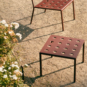 Hay Zahradní stůl Balcony Low Table 50, Anthracite - DESIGNSPOT
