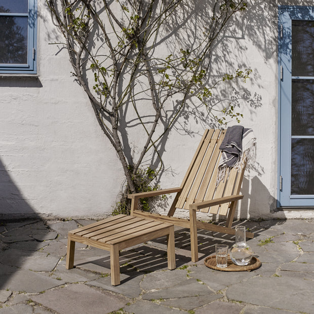 Fritz Hansen Zahradní křeslo Between Lines, Teak - DESIGNSPOT