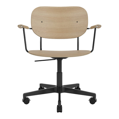 Audo Copenhagen Kancelářská židle Co Task Chair s područkami, Black / Natural Oak - DESIGNSPOT