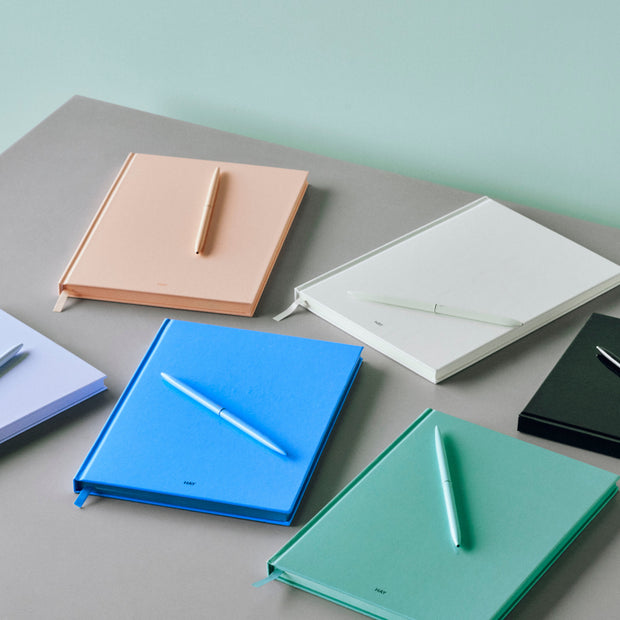 HAY Zápisník Colour Notebook, Vibrant Blue - DESIGNSPOT