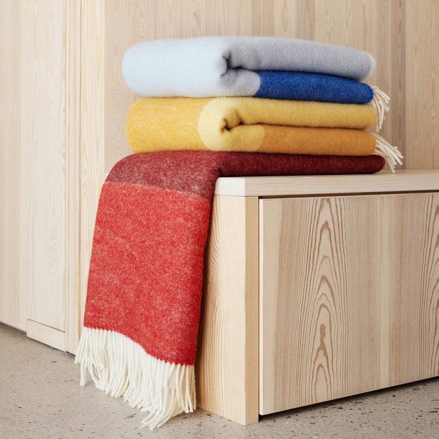 Northern Deka Echo, Red - DESIGNSPOT
