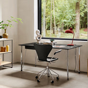 Fritz Hansen Stolní lampa Kaiser Idell, Olive Green - DESIGNSPOT