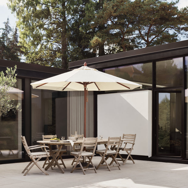 Fritz Hansen Slunečník Messina, Round, Off-White - DESIGNSPOT