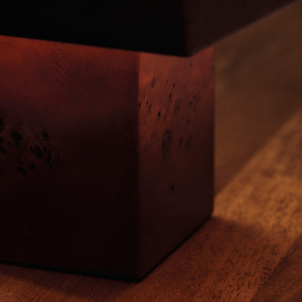 Ferm Living Stolní lampa Burl, Dark Stained Burl - DESIGNSPOT