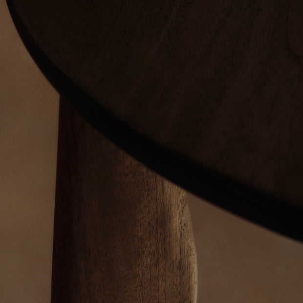 Ferm Living Konzolový stolek Feve, Walnut - DESIGNSPOT