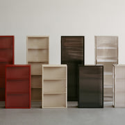 Ferm Living Nástěnná skříňka Haze Tall, Oxide Red - DESIGNSPOT