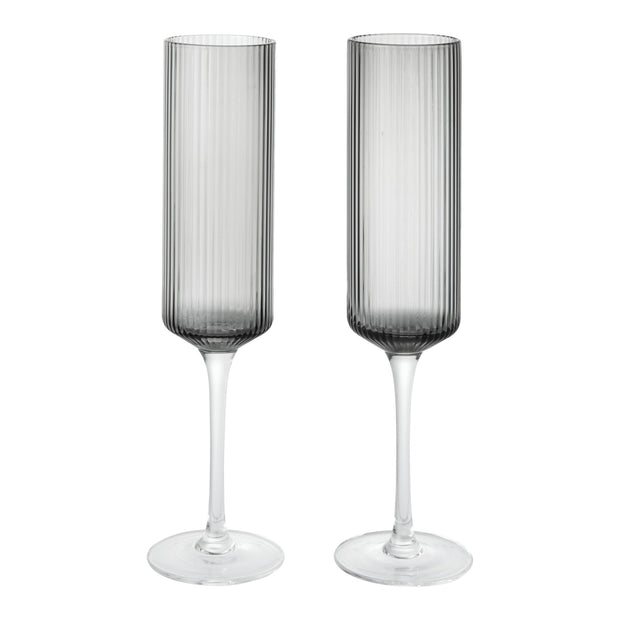Ferm Living Skleničky na šampaňské Ripple Flutes, Smoked Grey, sada 2 kusů - DESIGNSPOT