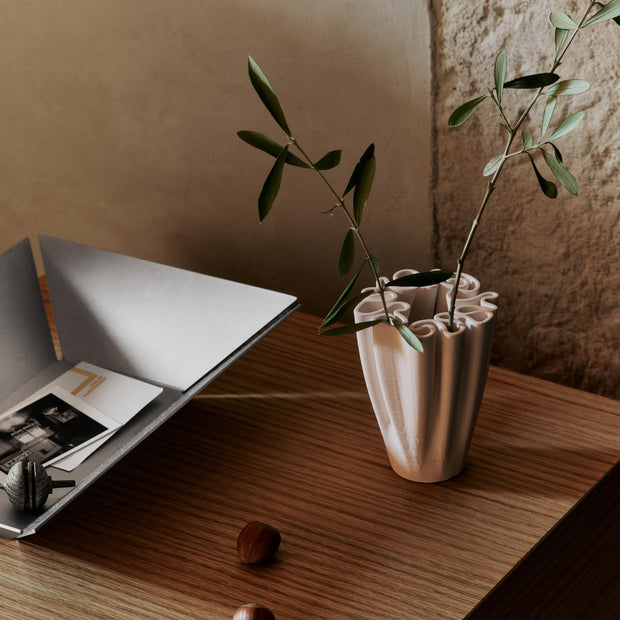 Ferm Living Podnos Press High, Aluminium - DESIGNSPOT