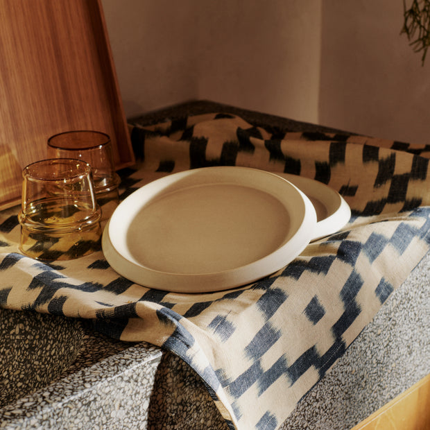 Ferm Living Talíř Erena, Ø29, Cream - DESIGNSPOT