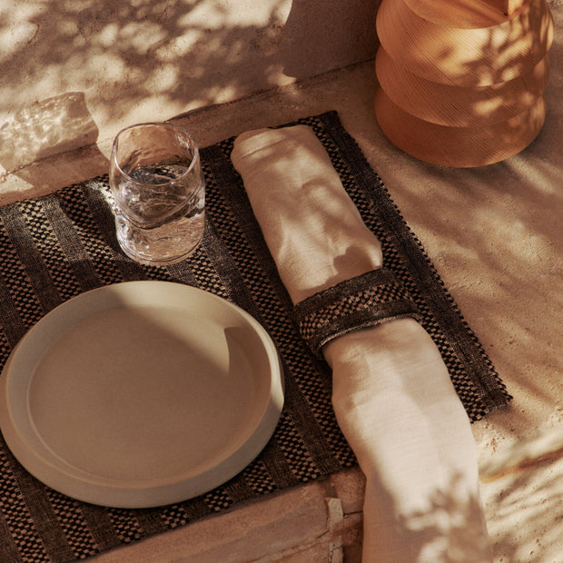 Ferm Living Talíř Erena, Ø22, Cream - DESIGNSPOT