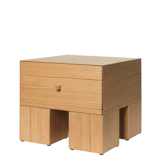 Ferm Living Noční stolek Kuben, 1x1, Natural Oak - DESIGNSPOT
