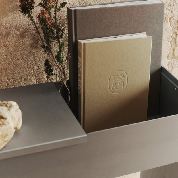 Ferm Living Truhlík Lager Plant Box, Aluminium - DESIGNSPOT