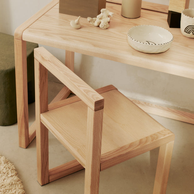 Ferm Living Dětská židle Little Architect, Ash - DESIGNSPOT