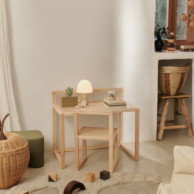 Ferm Living Přenosná lampa Frill, Rose / White - DESIGNSPOT