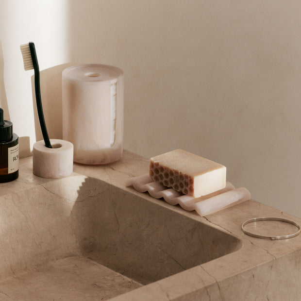Ferm Living Držák na zubní kartáček Mist, Charcoal - DESIGNSPOT