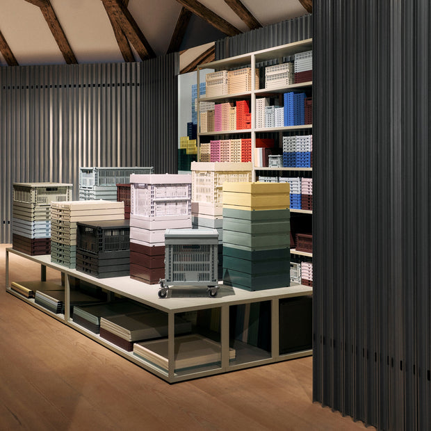 HAY Úložný box Colour Crate, Small, Warm Grey - DESIGNSPOT