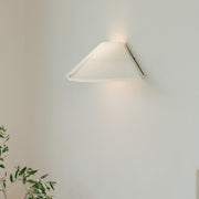 New Works Nástěnná lampa Nebra Wall, White - DESIGNSPOT