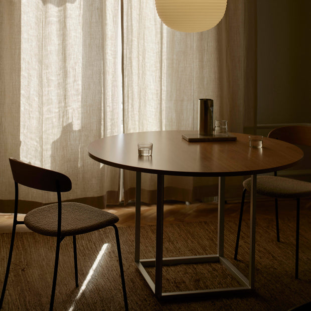 New Works Jídelní židle Missing, Walnut / Black - DESIGNSPOT