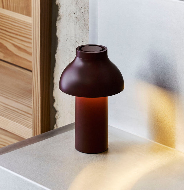 HAY Přenosná lampa PC Portable No. 2, Soft Black - DESIGNSPOT