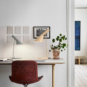 Louis Poulsen Stolní lampa AJ Mini, Black - DESIGNSPOT