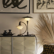 Louis Poulsen Stolní lampa PH 2/2 Luna, Aged Brass / Opal - DESIGNSPOT