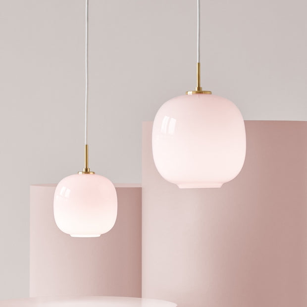 Louis Poulsen Závěsná lampa VL 45 Radiohus, 250, Brass / Pale Rose - DESIGNSPOT