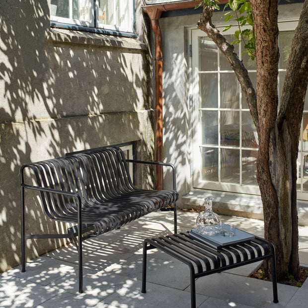 Hay Zahradní lavice Palissade Dining Bench Armrest, Anthracite - DESIGNSPOT