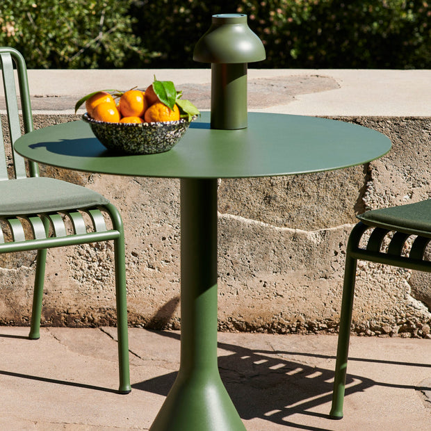 Hay Zahradní stůl Palissade Cone Ø90, Olive - DESIGNSPOT