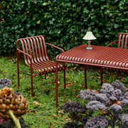 Hay Zahradní židle Palissade Armchair, Iron Red - DESIGNSPOT