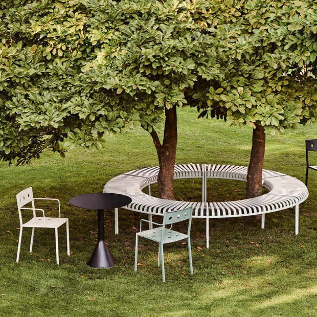 Hay Zahradní stůl Palissade Cone 65x65, Anthracite - DESIGNSPOT