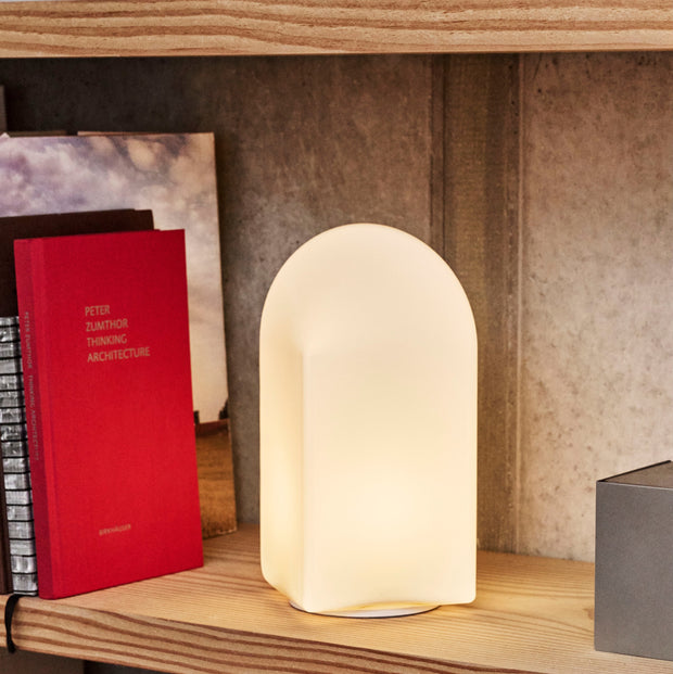 HAY Přenosná lampa Parade, 160, Shell White - DESIGNSPOT