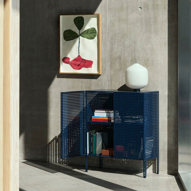 HAY Nástěnná skříňka Perforated, Soft Jade - DESIGNSPOT