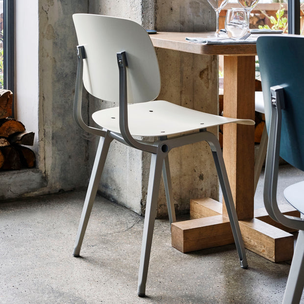 HAY Jídelní židle Revolt, Rice - DESIGNSPOT