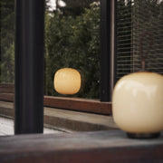 Louis Poulsen Přenosná lampa VL 45 Radiohus, Brass / Pale Yellow - DESIGNSPOT