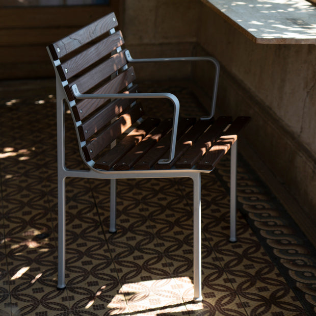 HAY Zahradní lavice Traverse Dining W. Arm, Oiled / Ash - DESIGNSPOT