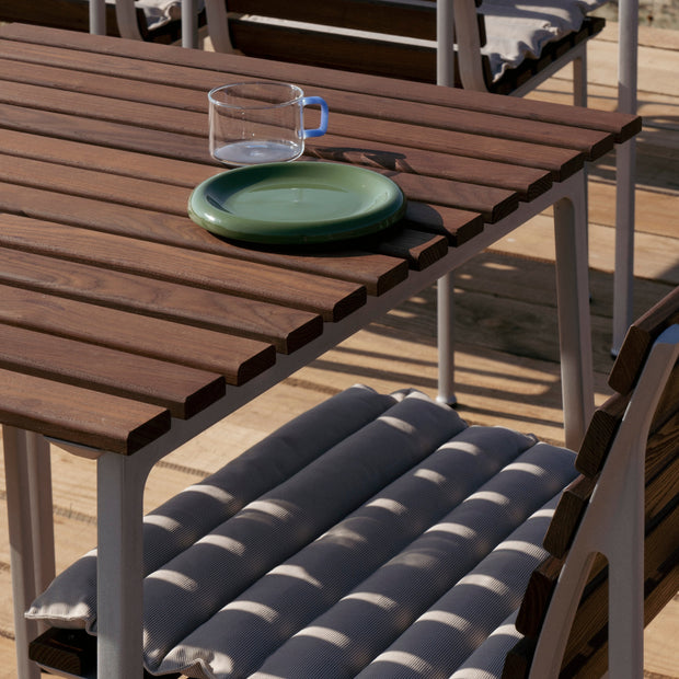HAY Zahradní lavice Traverse Dining W. Arm, Oiled / Ash - DESIGNSPOT