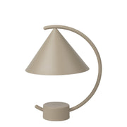 Ferm Living Přenosná lampa Meridian, Cashmere - DESIGNSPOT